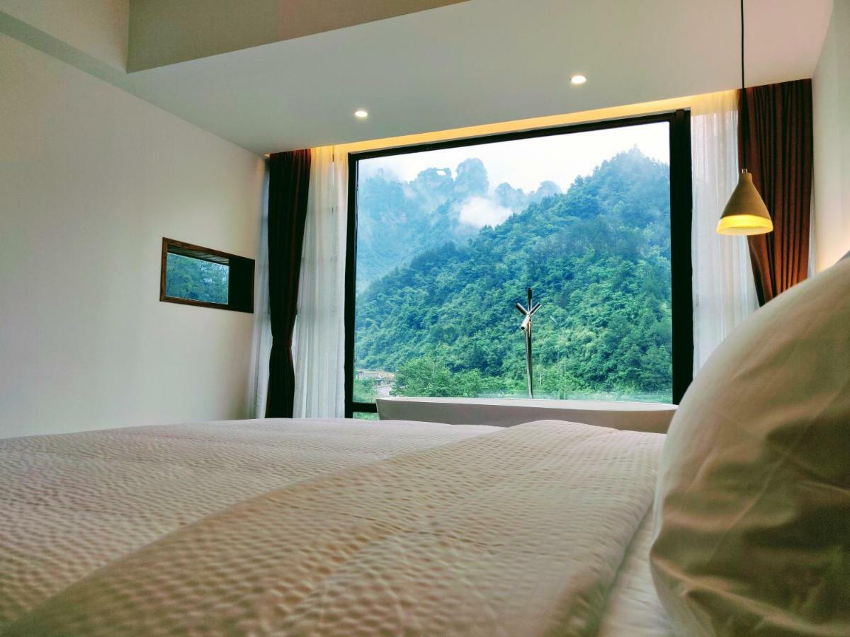 ז'אנגג'יאג'י Whispering Mountains Boutique Hotel מראה חיצוני תמונה